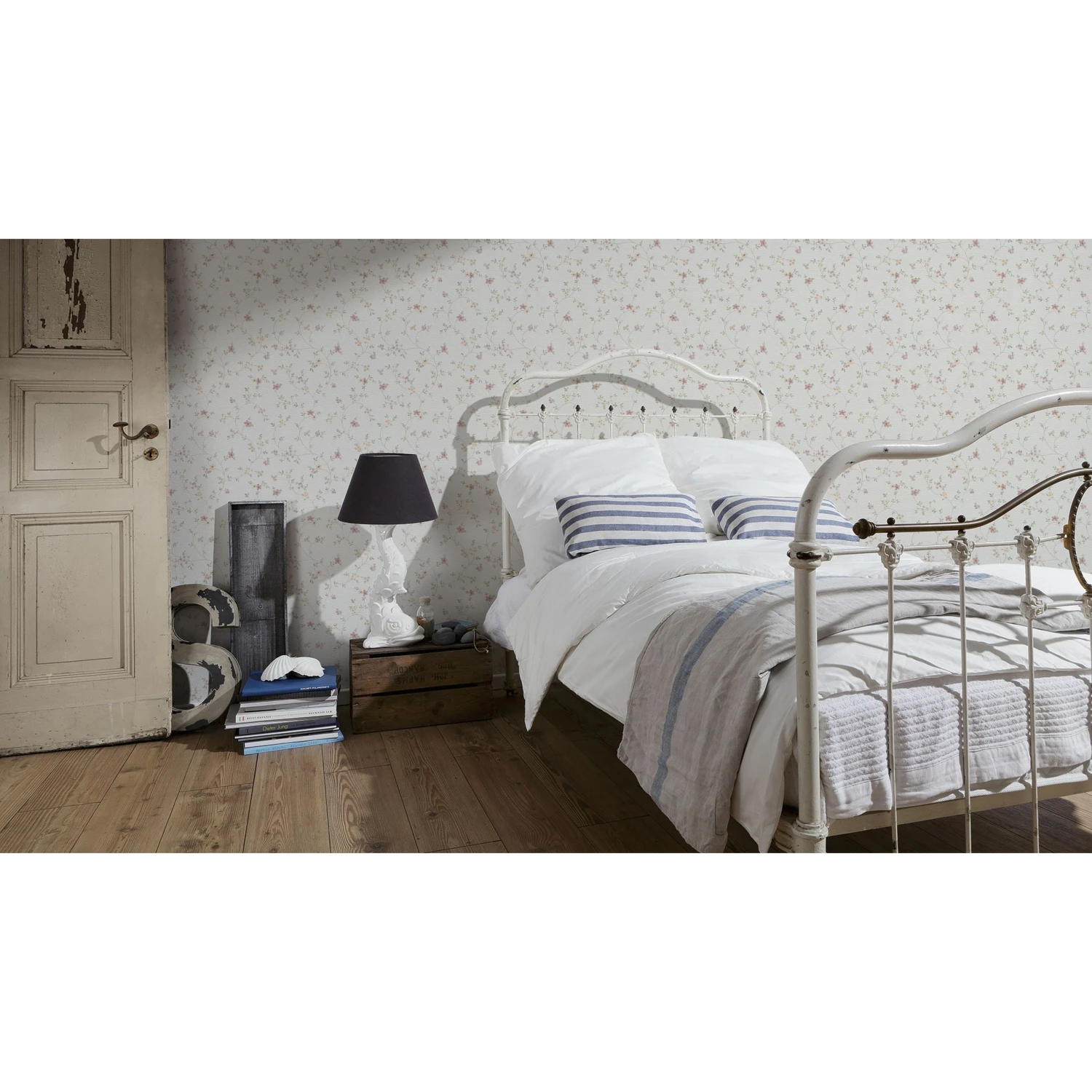 A.S. Creation Best Of Vlies 2018 | 937701 | Papier Peint Intissé Floral | 0.53 M X 10.05 M | Coloré 2 A.S. Creation Best Of Vlies 2018 | 937701 | Papier Peint Intissé Floral | 0.53 M X 10.05 M | Coloré – Image 2