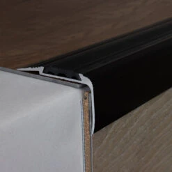 Nez De Marche | Cornière 27 Mm X 58 Mm | Aluminium Anodisé -Maison Décorer Magasin AUER0081 bronze dunkel 2021