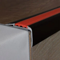 Nez De Marche | Cornière 27 Mm X 58 Mm | Aluminium Anodisé -Maison Décorer Magasin AUER0081 bronze dunkel3 2021