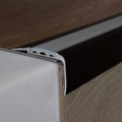 Nez De Marche | Cornière 27 Mm X 58 Mm | Aluminium Anodisé -Maison Décorer Magasin AUER0081 bronze dunkel5 2021