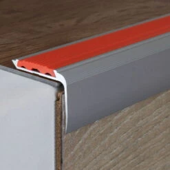 Nez De Marche | Cornière 27 Mm X 40 Mm | Aluminium Anodisé 21 Nez De Marche | Cornière 27 Mm X 40 Mm | Aluminium Anodisé -Maison Décorer Magasin AUER0082 silber3 2021