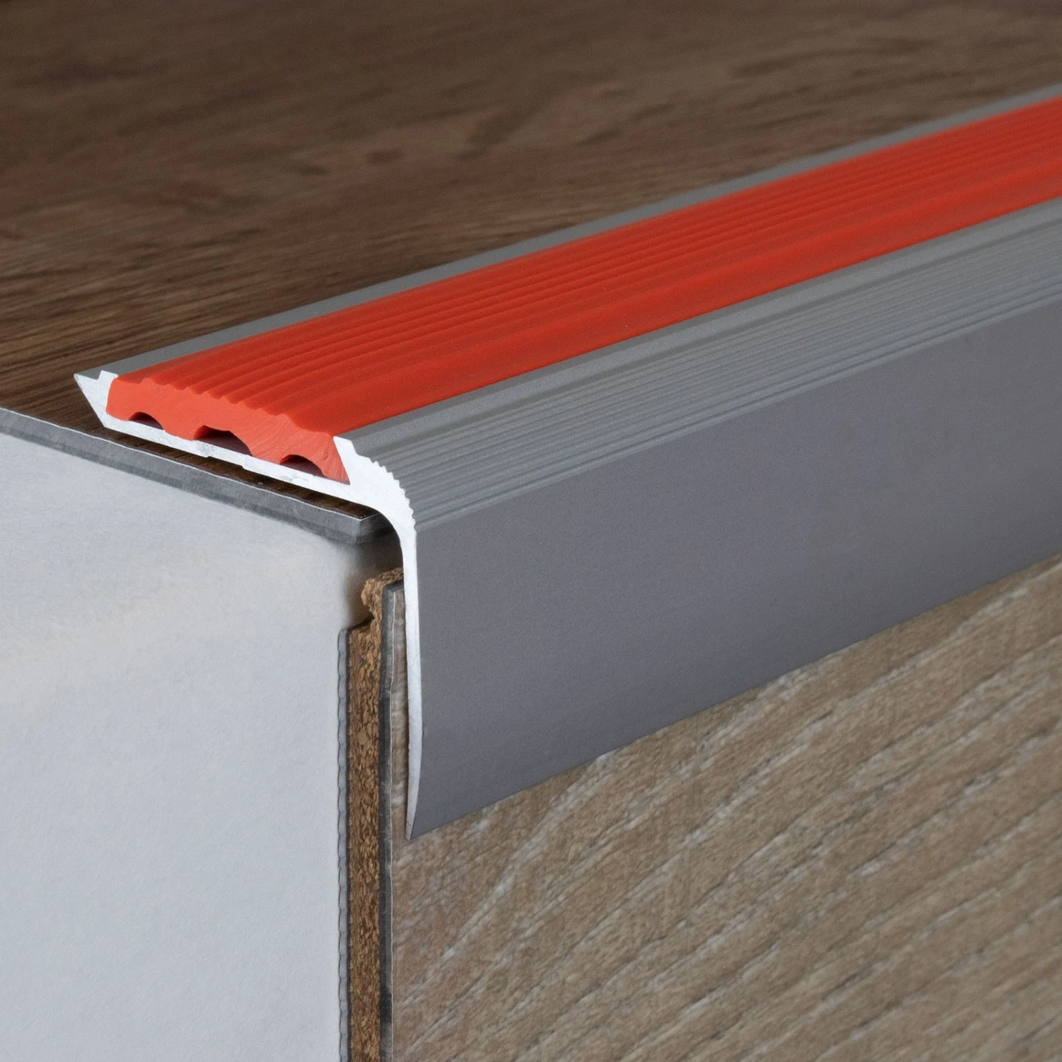 Nez De Marche | Cornière 27 Mm X 40 Mm | Aluminium Anodisé 9 Nez De Marche | Cornière 27 Mm X 40 Mm | Aluminium Anodisé – Image 9