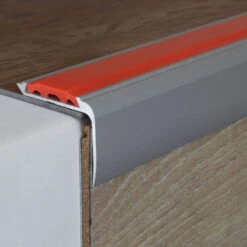 Nez De Marche | Cornière 27 Mm X 40 Mm | Aluminium Anodisé 15 Nez De Marche | Cornière 27 Mm X 40 Mm | Aluminium Anodisé -Maison Décorer Magasin AUER0082 silber glatt4 2021