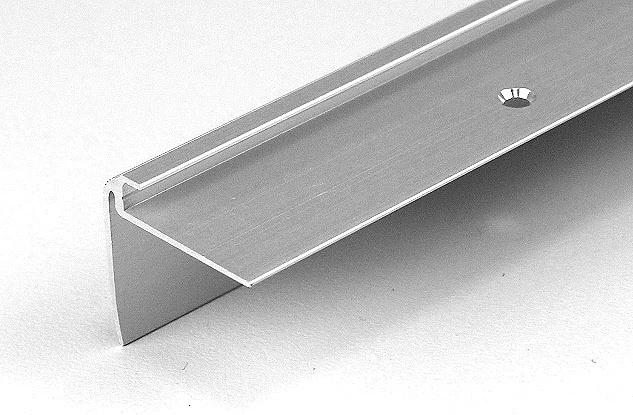 Profilé De Finition à Emboîter Avec Nez Pour Sol Design | Alu Anodisé | à Visser 4 Profilé De Finition à Emboîter Avec Nez Pour Sol Design | Alu Anodisé | à Visser – Image 4