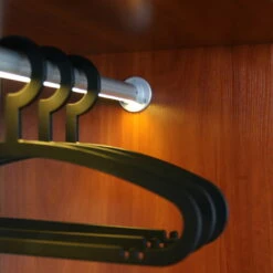 Profilé Aluminium LED | Profilé Alu Pour éclairage Indirect -Maison Décorer Magasin realizacja OVAL wieszakiXo7Up0kmj4Nba